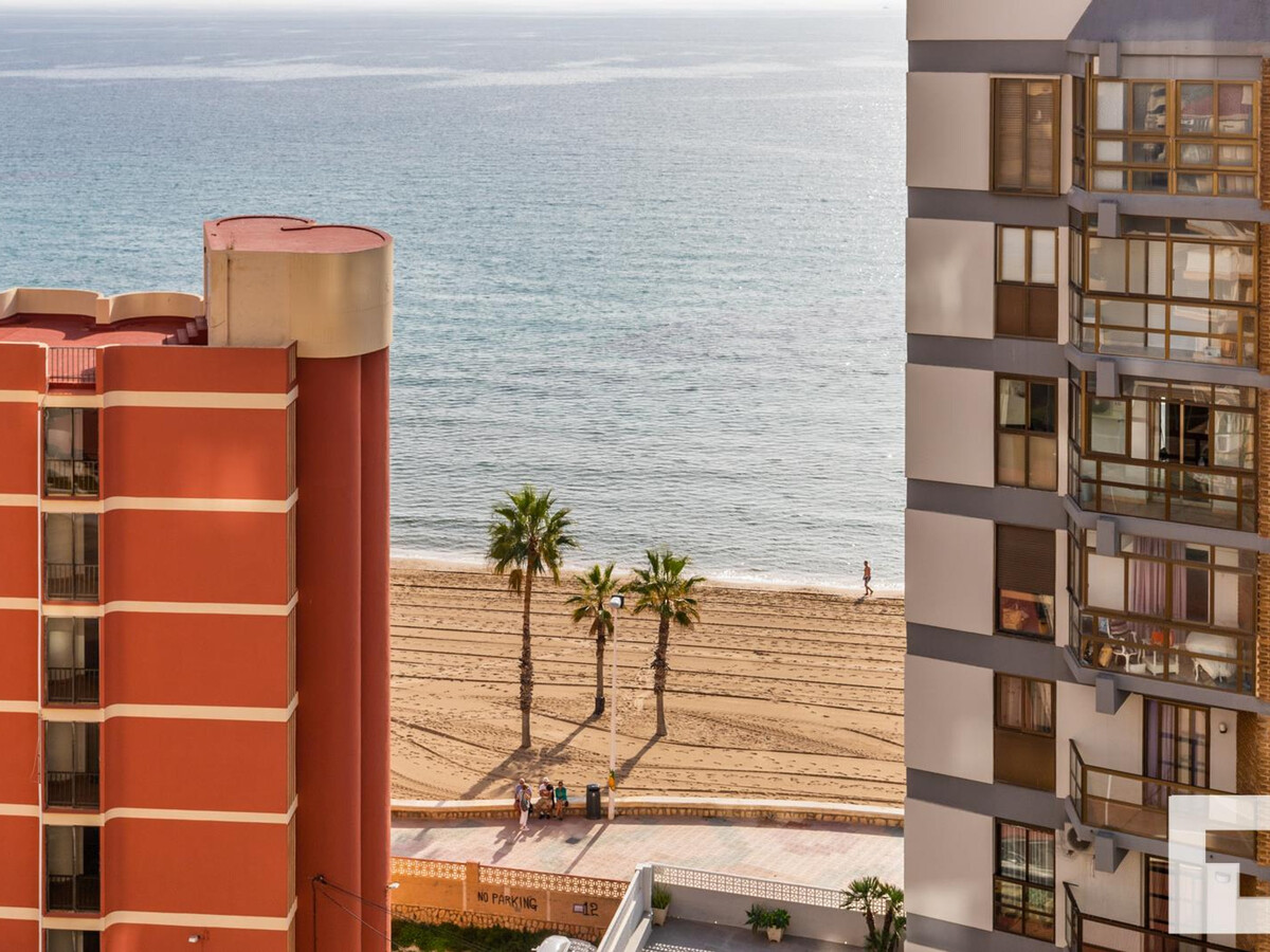 Appartement 8e étage piscine, 25m de la plage à Calp - Photo 19