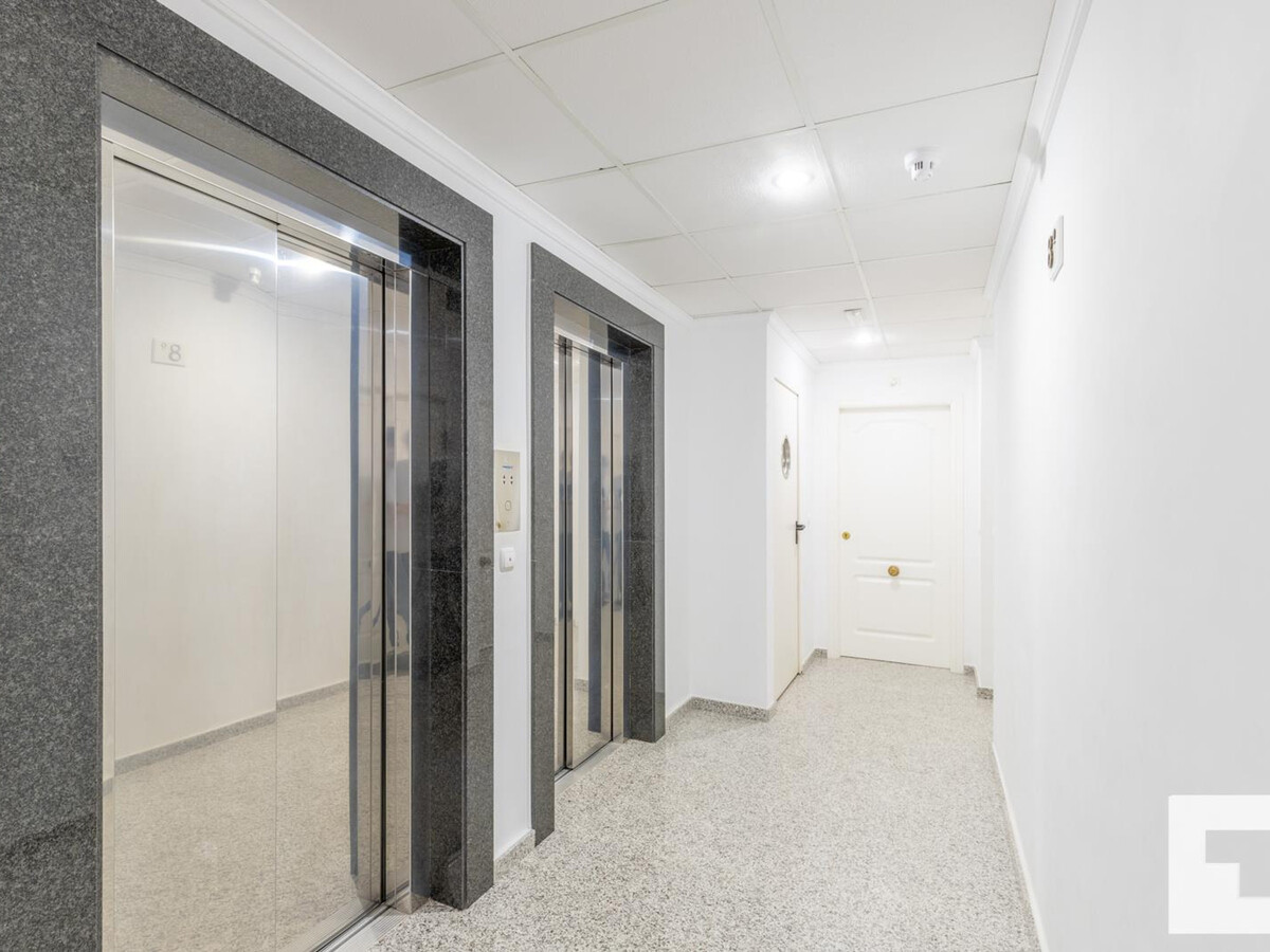 Appartement 8e étage piscine, 25m de la plage à Calp - Photo 20