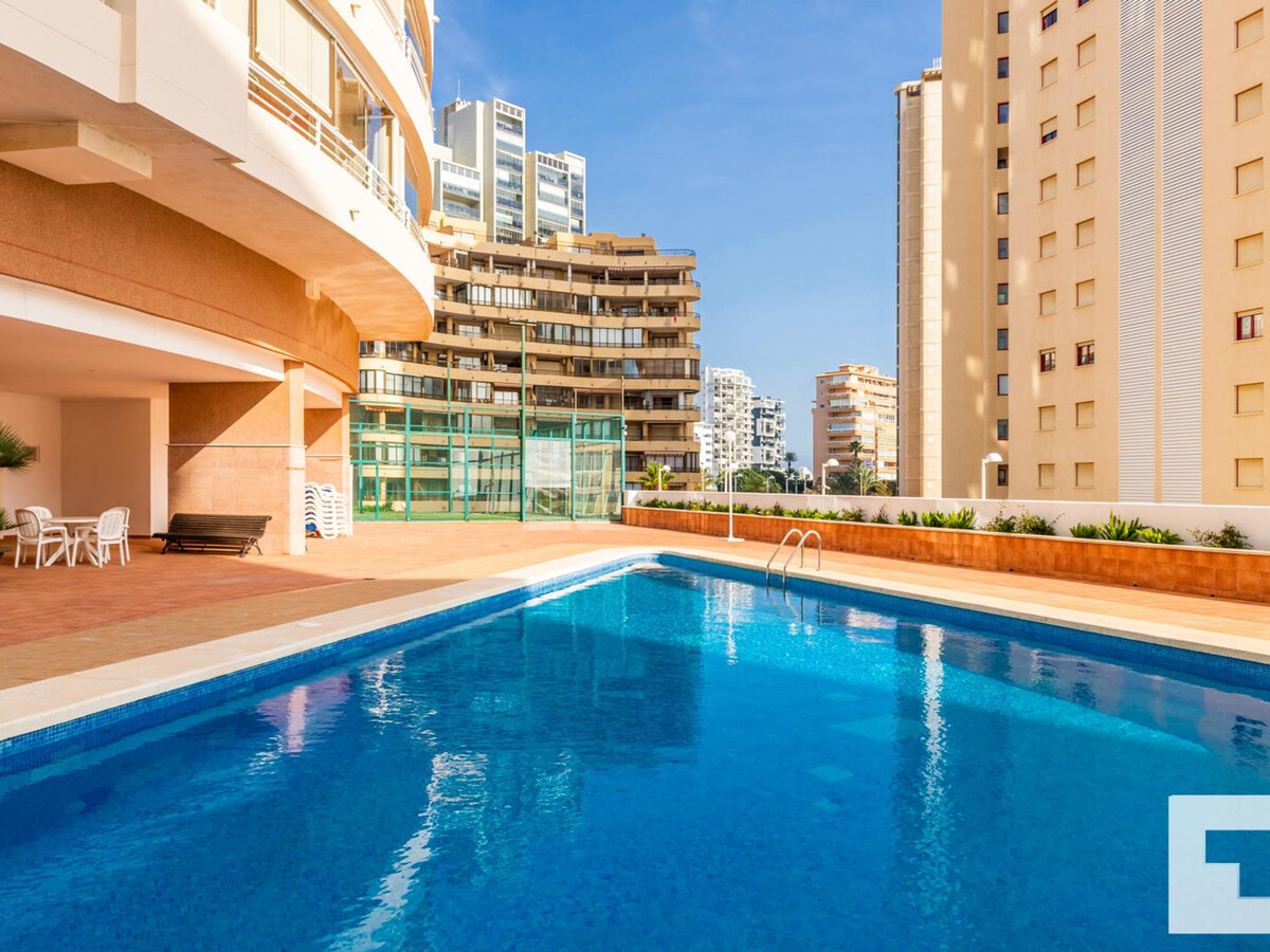 Appartement 8e étage piscine, 25m de la plage à Calp - Photo 24