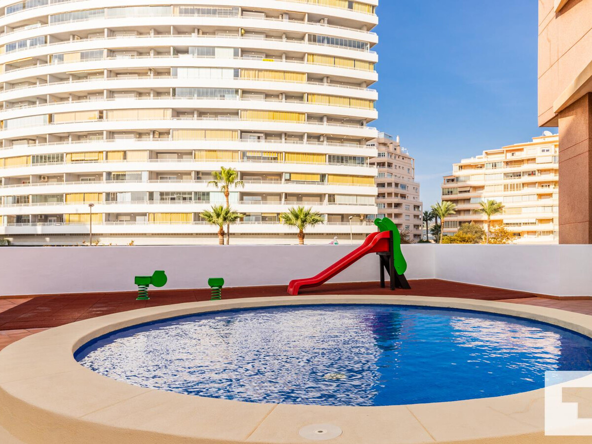 Appartement 8e étage piscine, 25m de la plage à Calp - Photo 25