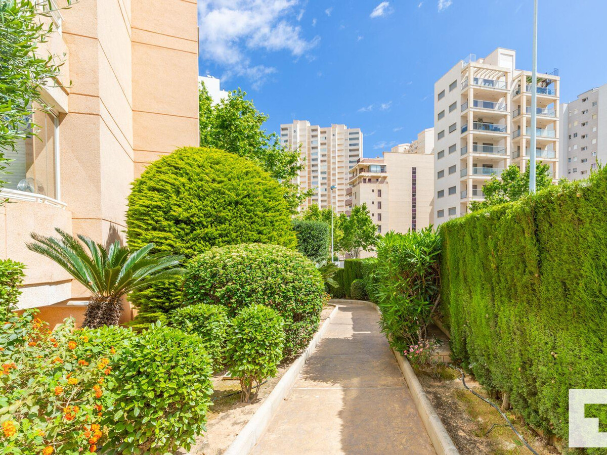 Appartement moderne 8e étage, 200m plage Levante Calp - Photo 32