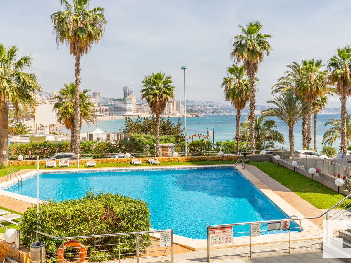 Appartement front de mer à Calpe, 1 chambre avec piscine - Photo 1