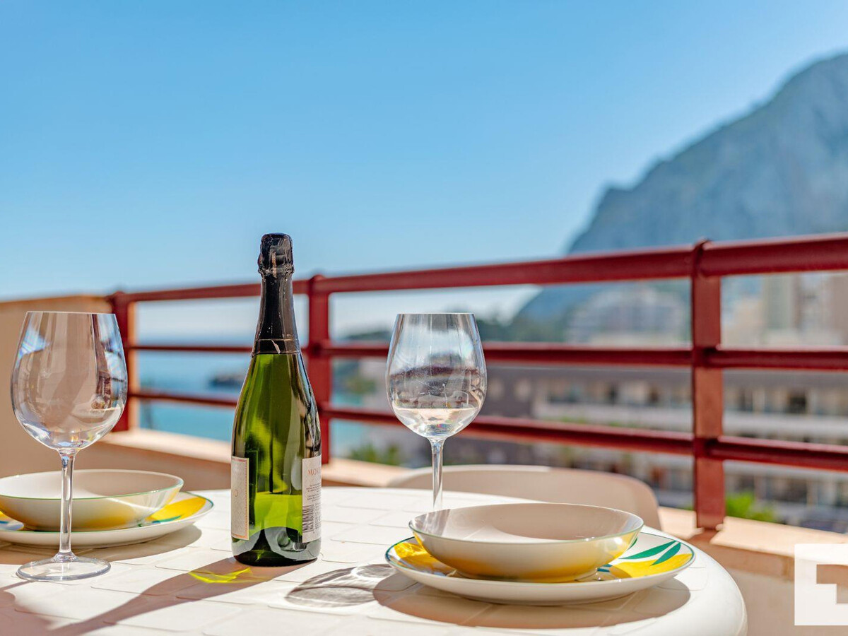 Appartement 4 pers. vue mer à Calp, piscine et terrasse - Photo 4