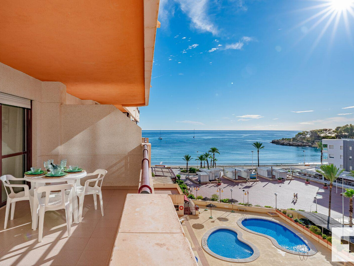 Appartement face à la plage à Calpe, terrasse vue mer - Photo 6