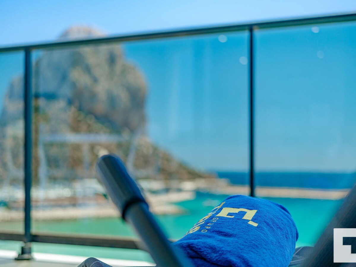 Appartement vue mer à Calp, 8e étage, piscine - Photo 9