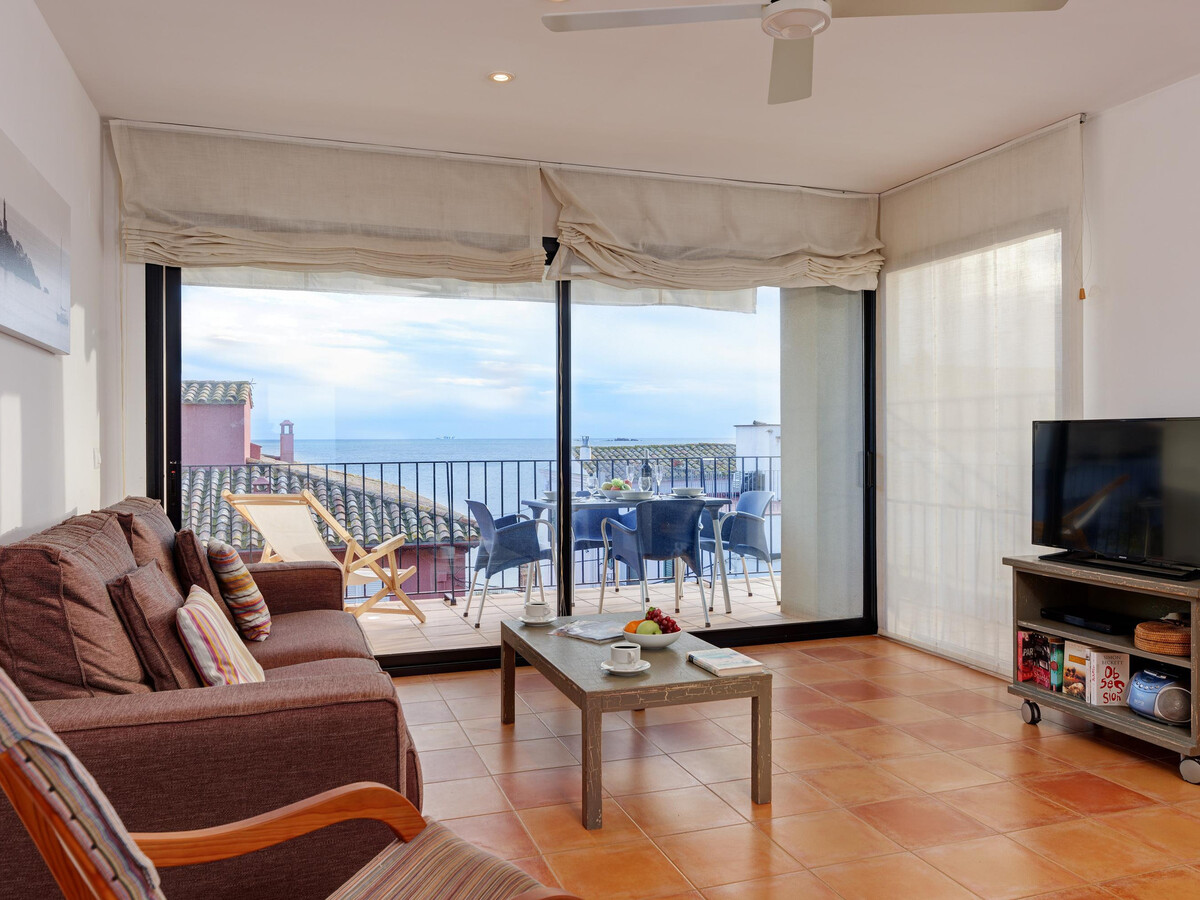 Appartement 2 chambres à 50 m de la plage, terrasse mer - Photo 4