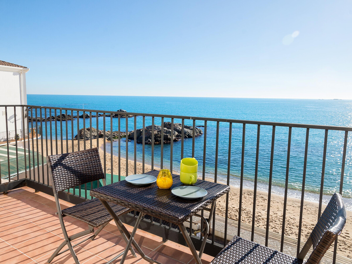 Les Formigues 3 – Appartement face à la plage, Calella - Photo 1