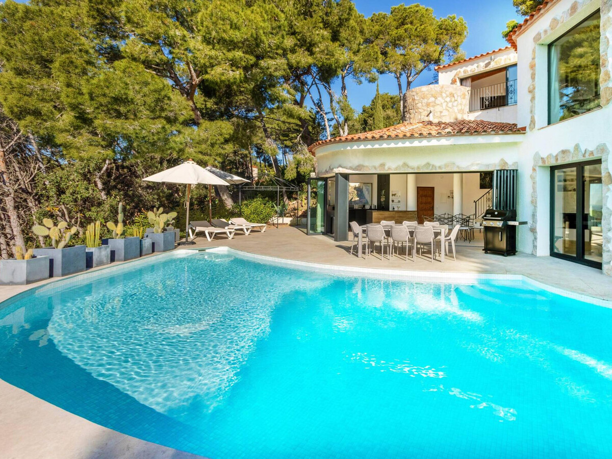 Villa d'architecte 240m² avec piscine sans chlore à Tamariu - Photo 6