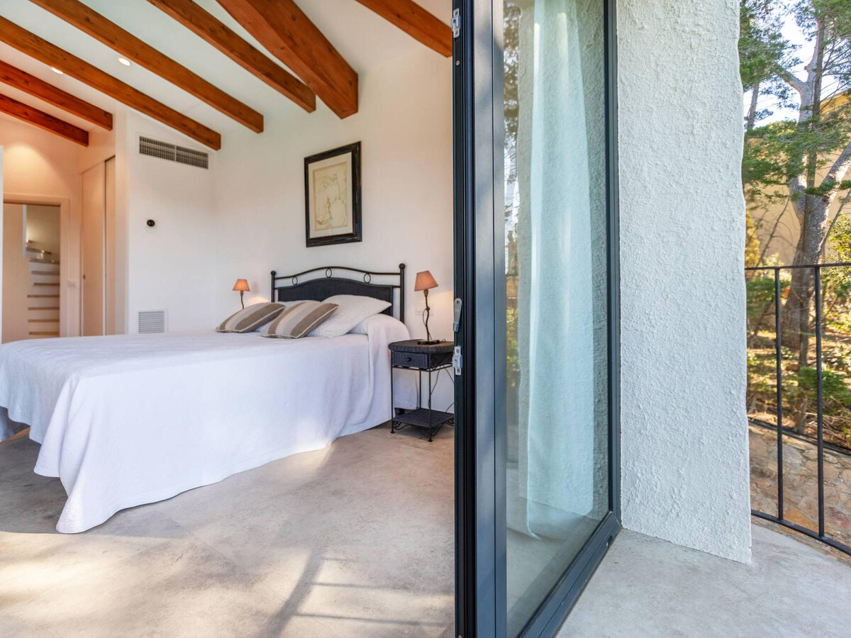 Villa d'architecte 240m² avec piscine sans chlore à Tamariu - Photo 22