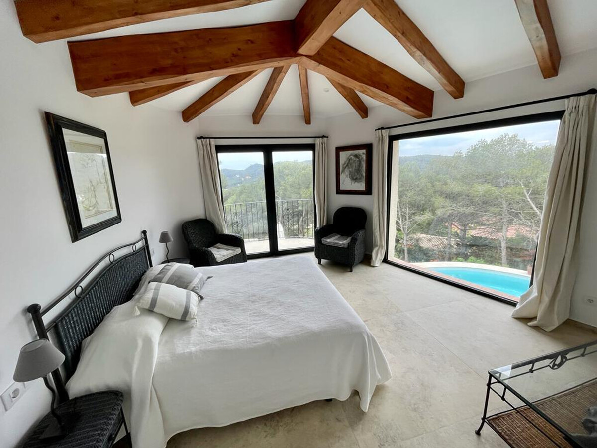 Villa d'architecte 240m² avec piscine sans chlore à Tamariu - Photo 23