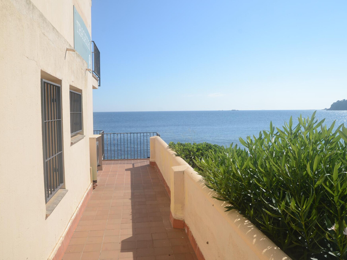 Appartement face à la plage à Calella de Palafrugell - Photo 13
