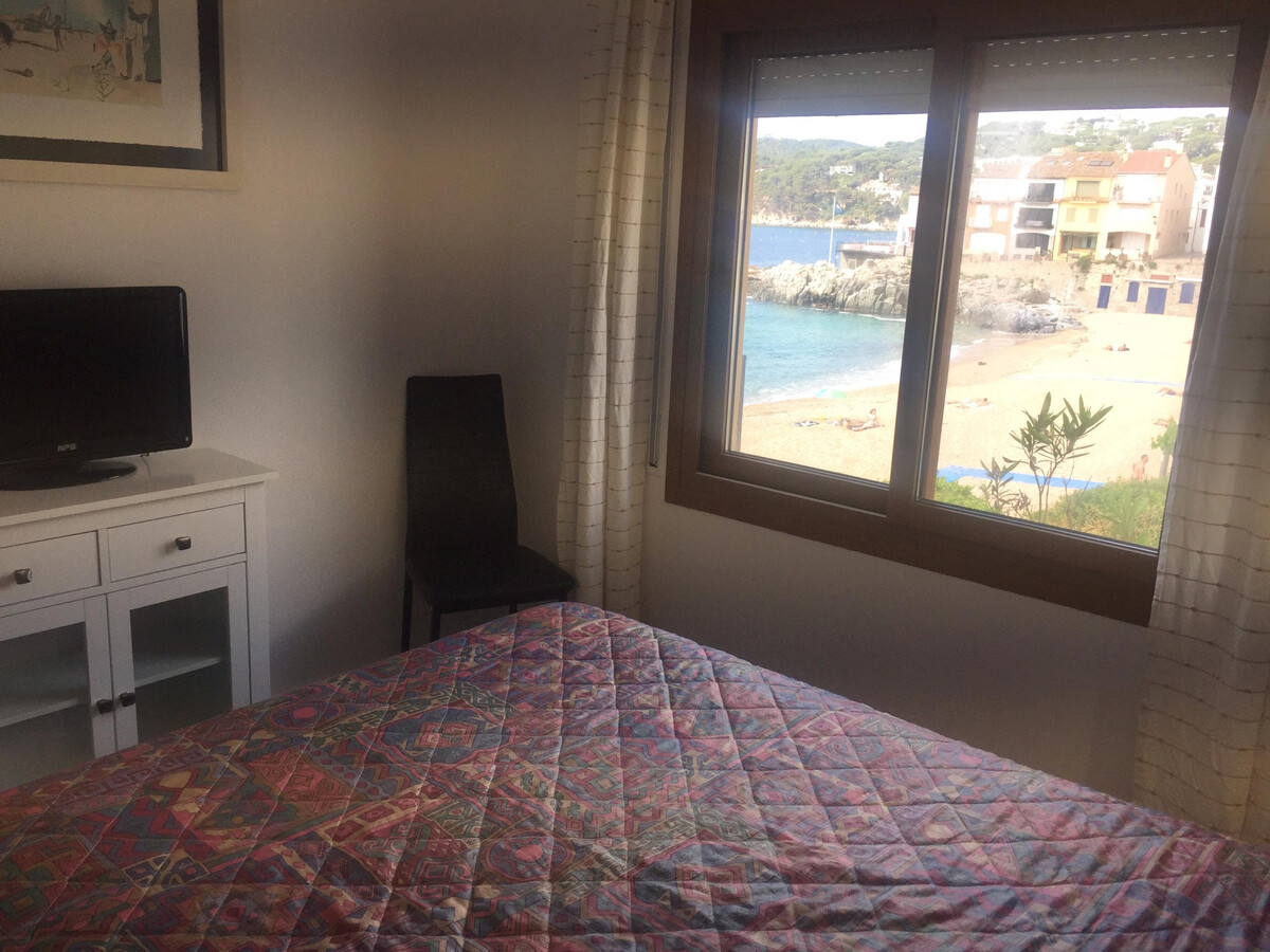 Appartement Voramar : vue mer directe à Calella - Photo 9
