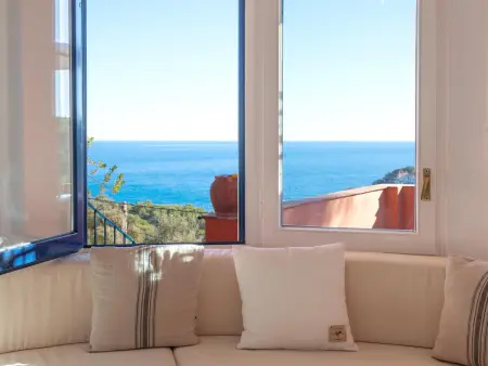 Villa à Tamariu avec Terrasse et Piscine Privée - Photo 6