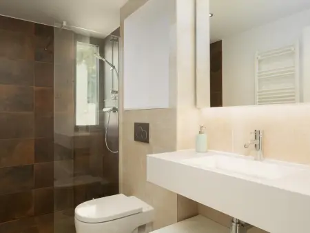 Maison contemporaine 4 chambres, piscine et tennis à Llafranc - Photo 23