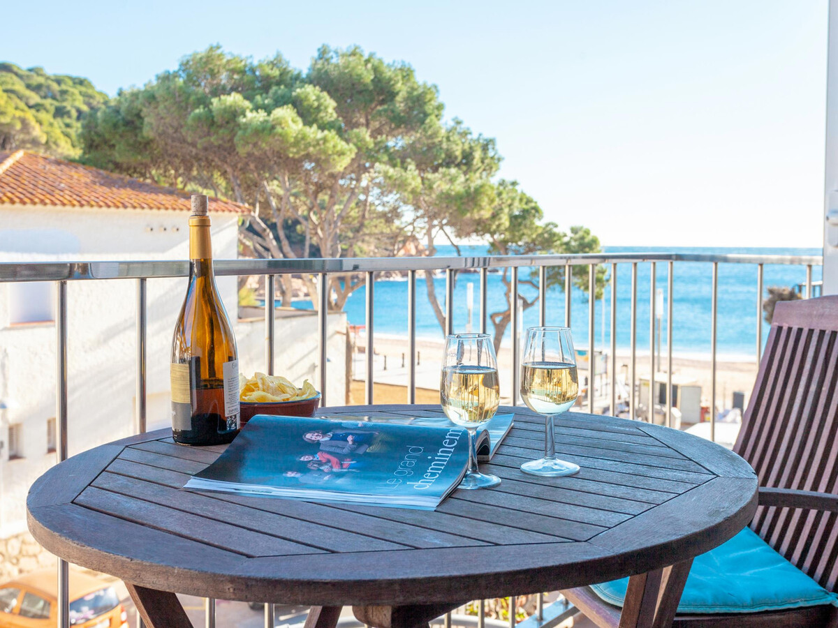Appartement 6 pers à 50m de la plage de Tamariu - Photo 2