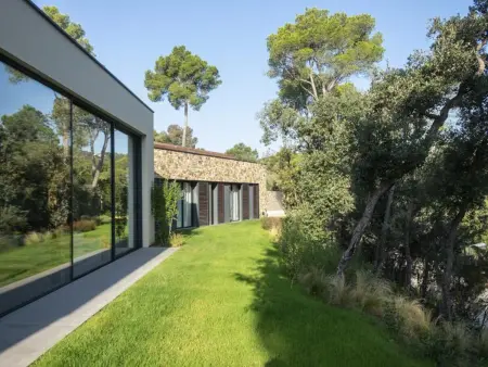 Luxueuse villa écologique avec piscine privée à Tamariu, proche du centre et de la plage. - Photo 30