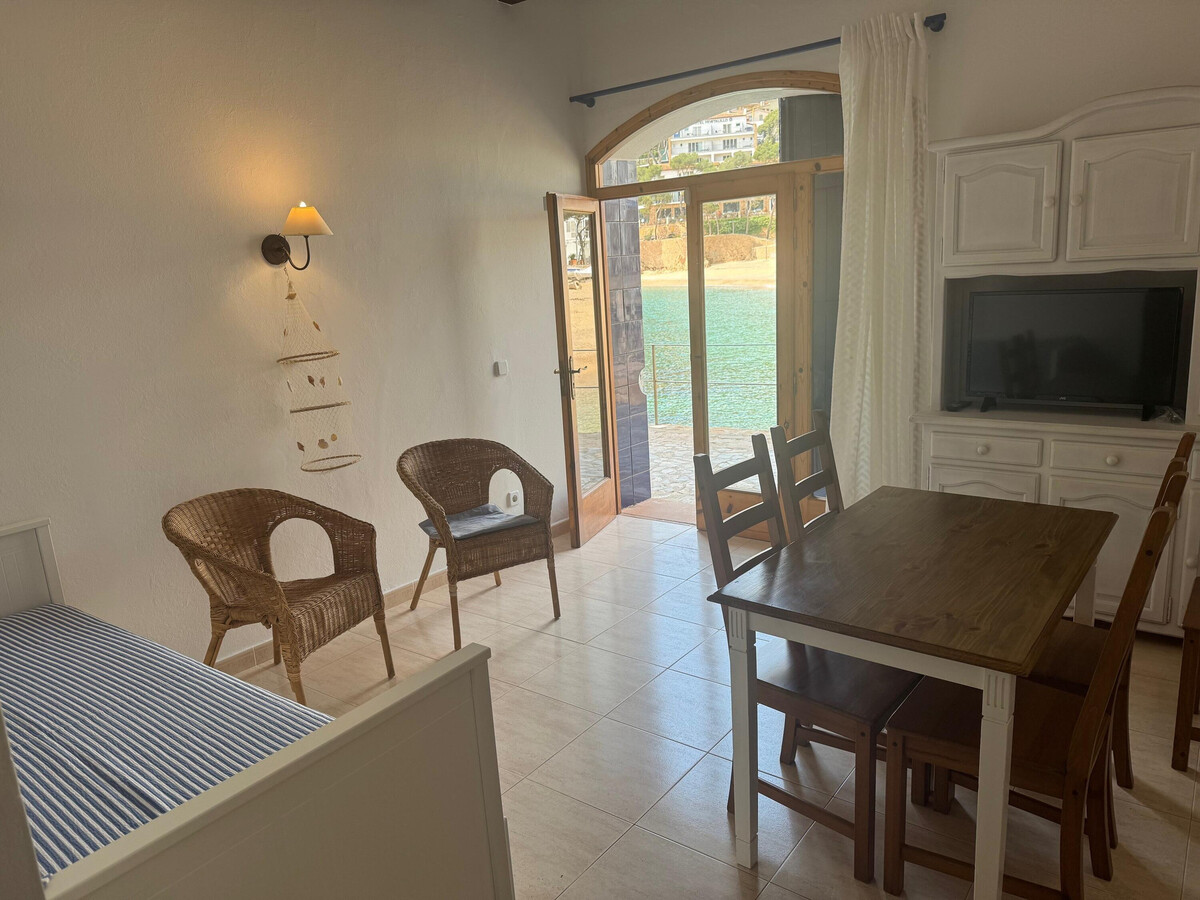 Appartement 2 ch, première ligne mer à Tamariu - Photo 7