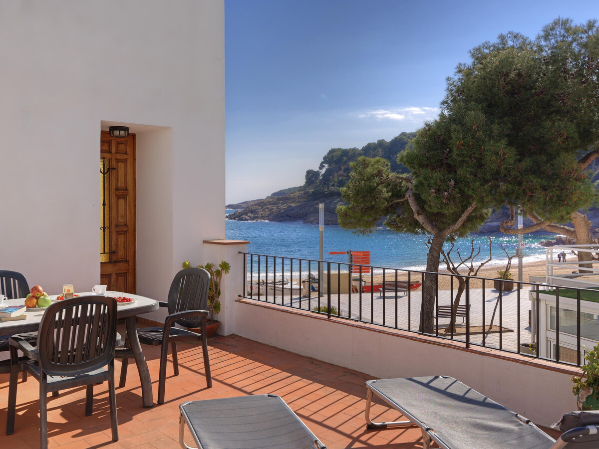 Appartement Macrina 6 pers. – Bord de mer à Tamariu - Photo 3