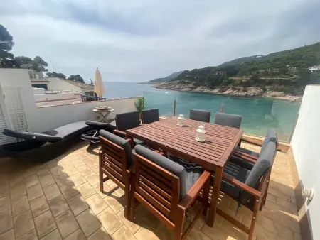 Filosia 2 – Duplex en front de mer, Tamariu : photo 16