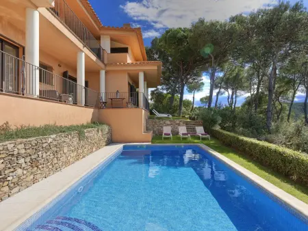 Villa moderne 3 étages avec piscine privée à Tamariu - Photo 2