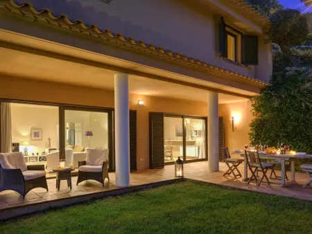 Villa moderne 3 étages avec piscine privée à Tamariu - Photo 27