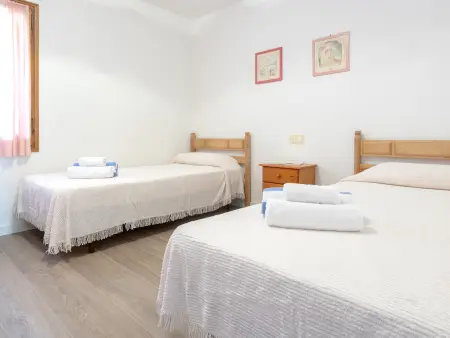 Villa paisible avec piscine privée à Tamariu, proche plage, idéale familles, jardin et garage : photo 11