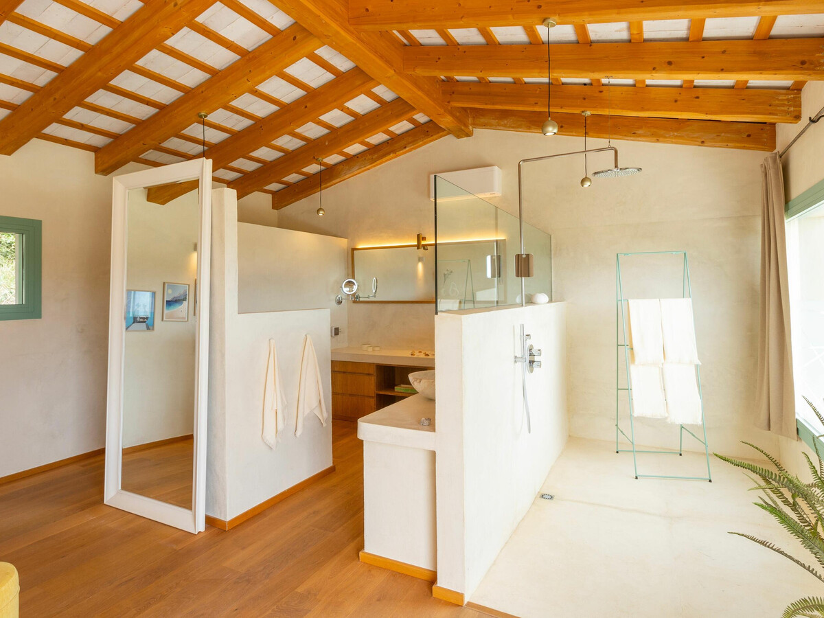 Villa 5 chambres Rupià : piscine, étang, terrain de jeux - Photo 35