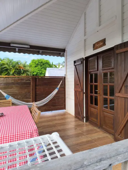 Studio avec terrasse et vue montagne au Robert, Martinique : photo 2