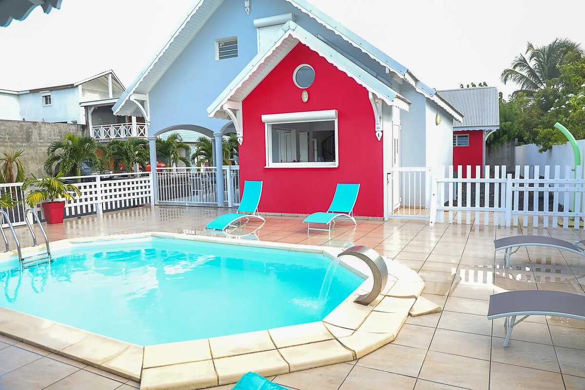 Villa 5 chambres, piscine toute l'année à Sainte-Anne - Photo 2