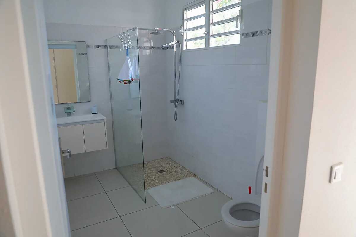 Villa 5 chambres, piscine toute l'année à Sainte-Anne - Photo 48