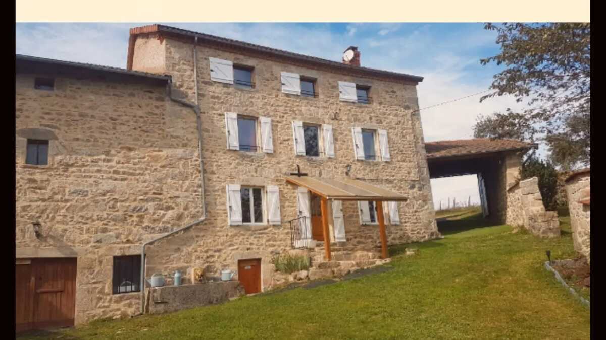 Maison 12 pers. à Bertignat : jardin, billard, sports - Photo 11
