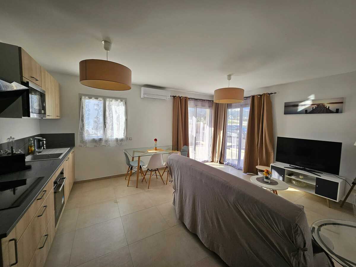 Appartement 2 chambres avec terrasse à Lucciana, près de la mer - Photo 2