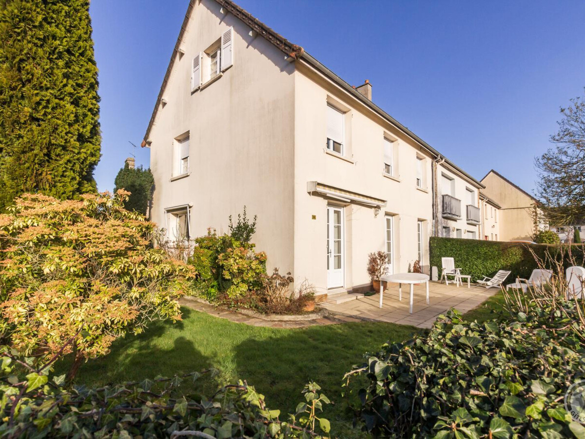Maison spacieuse à Avranches avec jardin et parking - Photo 5