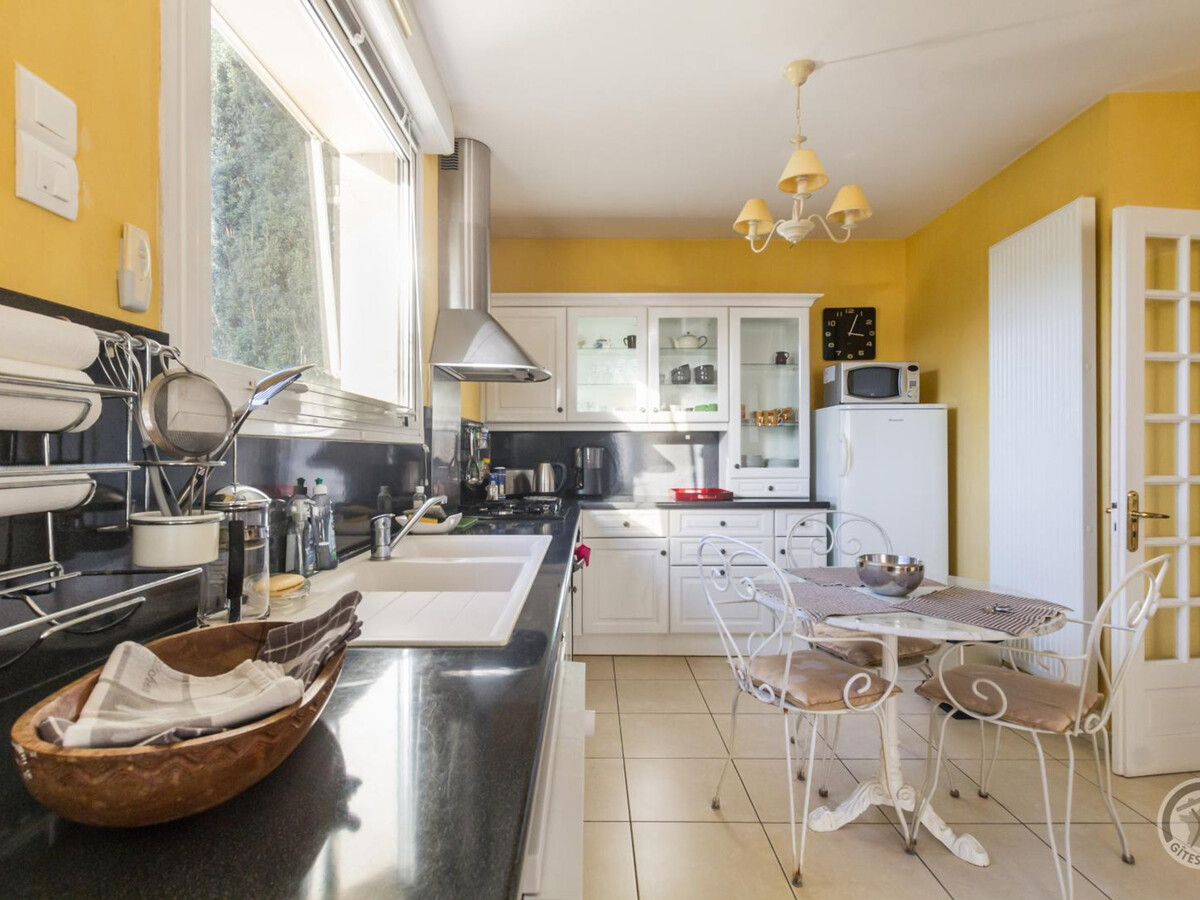 Maison spacieuse à Avranches avec jardin et parking - Photo 8