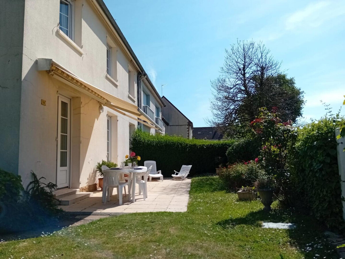 Maison spacieuse à Avranches avec jardin et parking - Photo 24