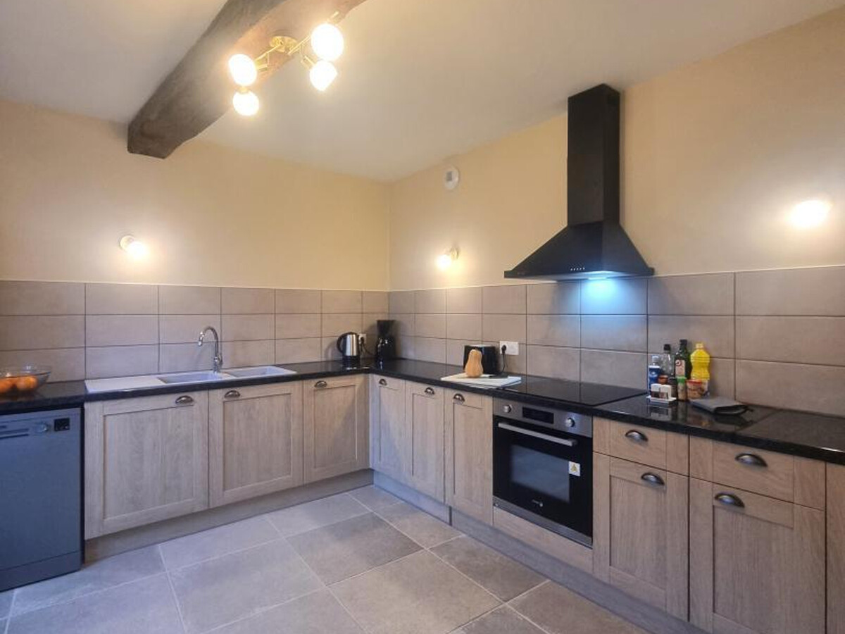 Gîte 250 m² Le Crozet : jacuzzi, 12 pers, animaux - Photo 9