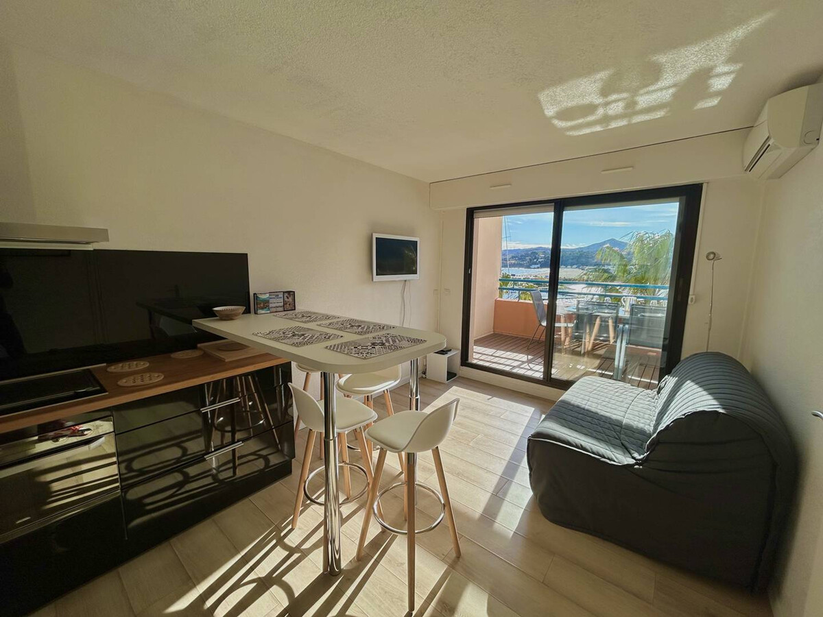 T2 Cabine climatisé Argelès-sur-Mer, vue mer et parking - Photo 4
