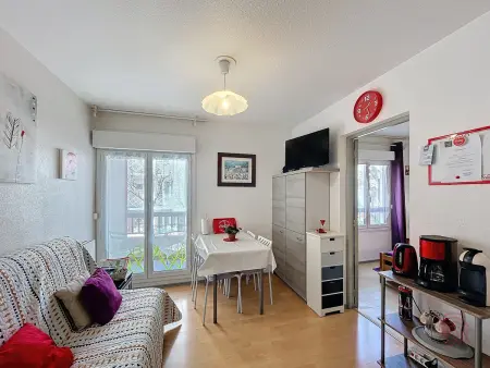 F2 34 m² avec balcon à Lamalou-les-Bains, animaux OK : photo 7