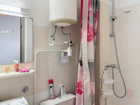 F2 34 m² avec balcon à Lamalou-les-Bains, animaux OK : photo 17