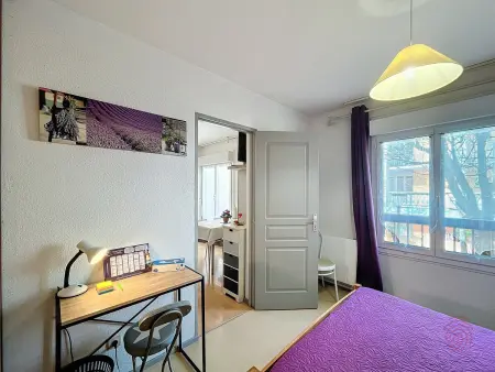 F2 34 m² avec balcon à Lamalou-les-Bains, animaux OK : photo 18