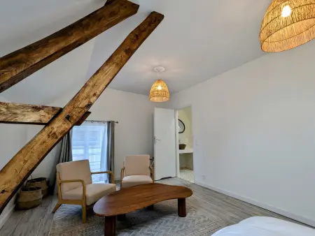 Maison moderne avec piscine sécurisée à La Vernelle - Photo 8