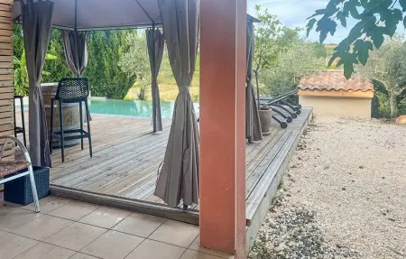 Maison avec piscine débordement à Vinezac : photo 12