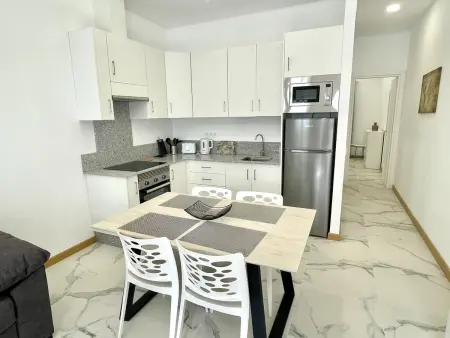 Location appartement à Playa de las Américas, Appartement moderne avec Wi-Fi et piscine proche plages