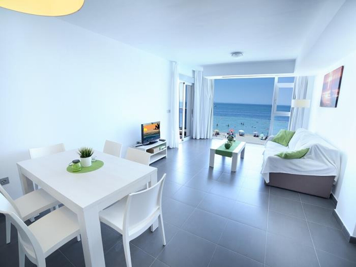 Appartement 2 chambres avec vue panoramique à La Manga - Photo 2