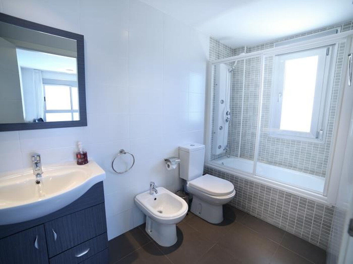 Appartement 2 chambres avec vue panoramique à La Manga - Photo 10