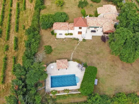 Location maison à Gageac et Rouillac, Propriété au calme avec piscine privée au cœur des vignes de Bergerac