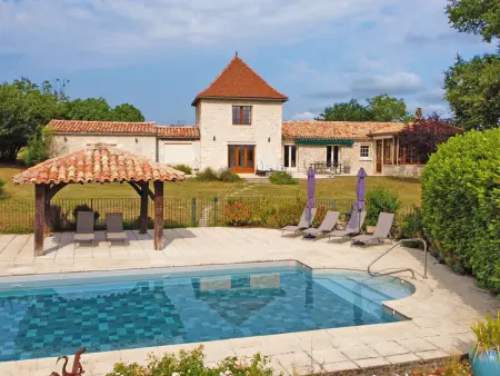 Maison avec piscine privée et vignes, Gageac-et-Rouillac : photo 2