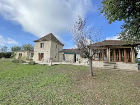 Maison avec piscine privée et vignes, Gageac-et-Rouillac : photo 5
