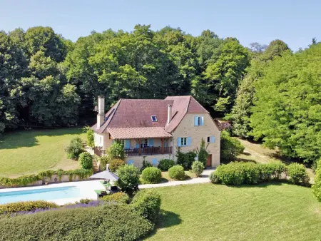 Location maison à Les Eyzies de Tayac Sireuil