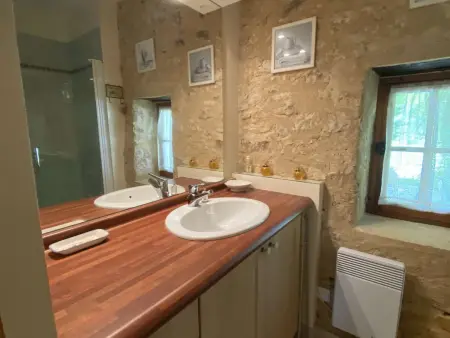 Maison en pierres avec piscine et accès direct à la Dordogne : photo 13